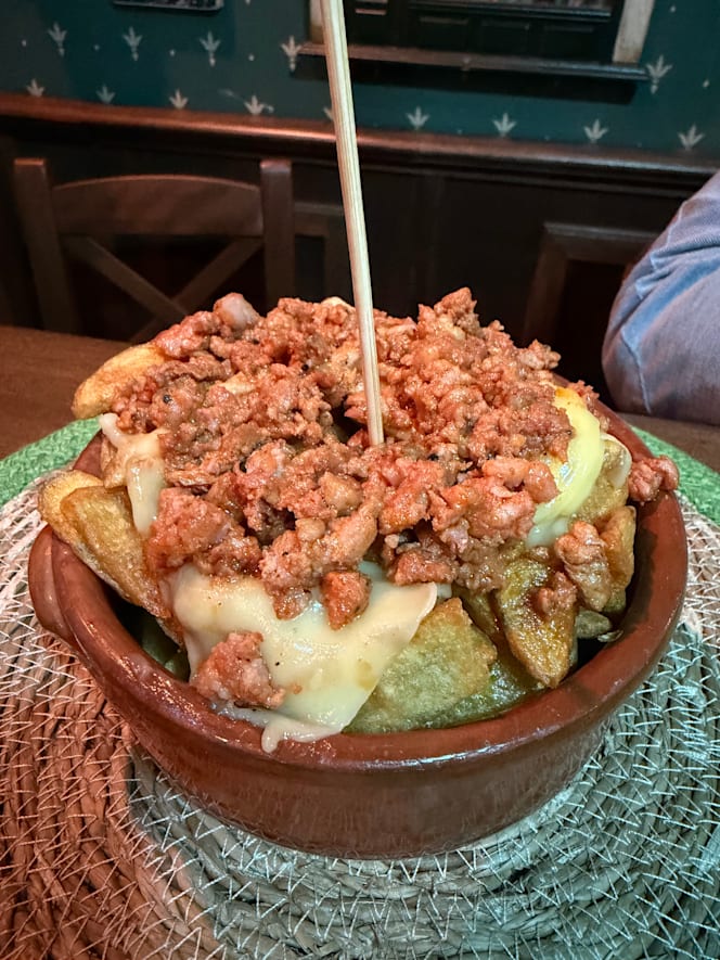 Alex & Stout - Irish Public House - 1