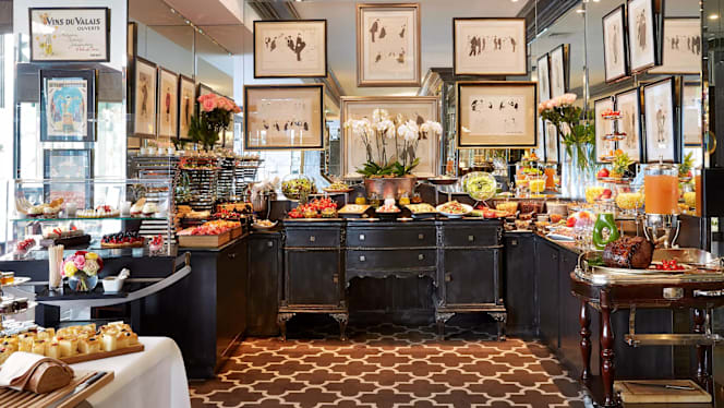 Windows Restaurant at Hotel d'Angleterre - 1