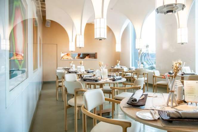 MDWA Restaurant - art & fine dining - 3