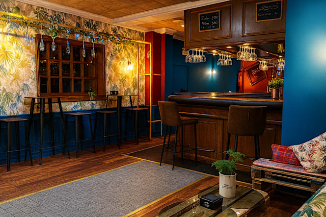 Arrechisimos Bar-Restaurant - 1