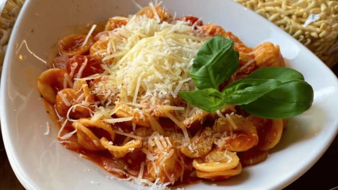 Domus Italia Chorlton - 4