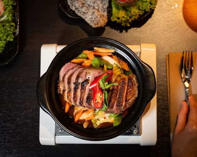 MIVU - Asian Kitchen & Bar - 5