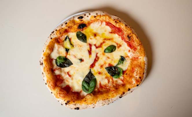 La Piazza Almazora - 5