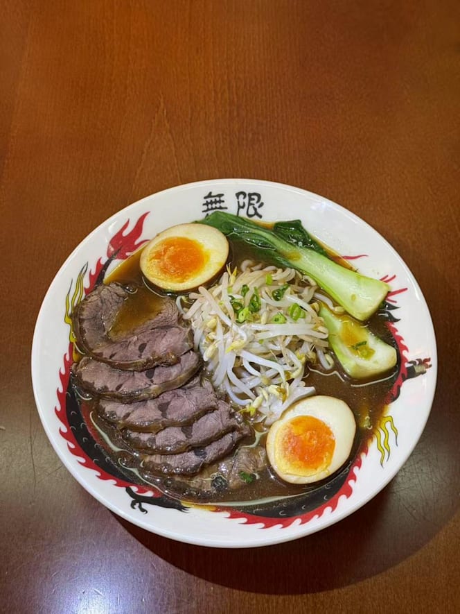 Mugen & Sushi Ramen - 6