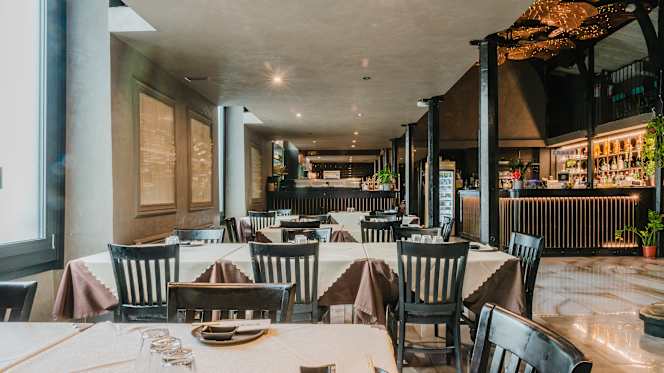 Kokkomi Sushi Restaurant - 5