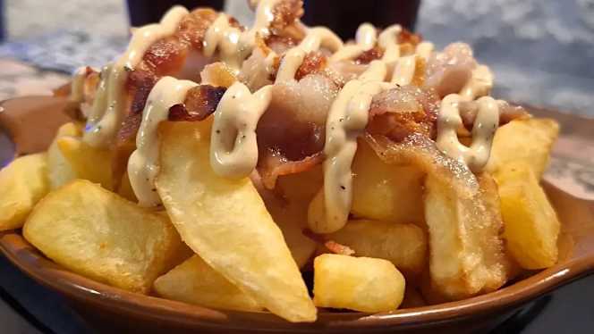 KING'S ROAD BRACERY - 1