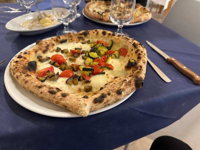 La Svolta trattoria pizzeria - 1