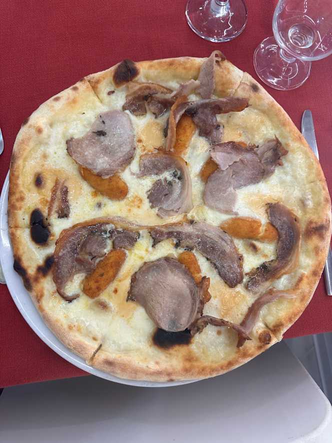 La Svolta trattoria pizzeria - 1