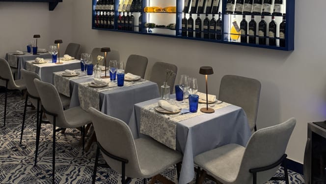 Giulia's Wine Restaurant - 3