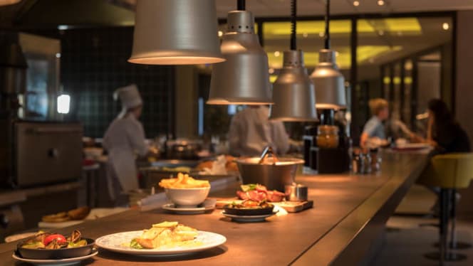 Culinaire Bazaar - Hôtel Pullman Paris Roissy CDG Airport - Tremblay-en-France - 8