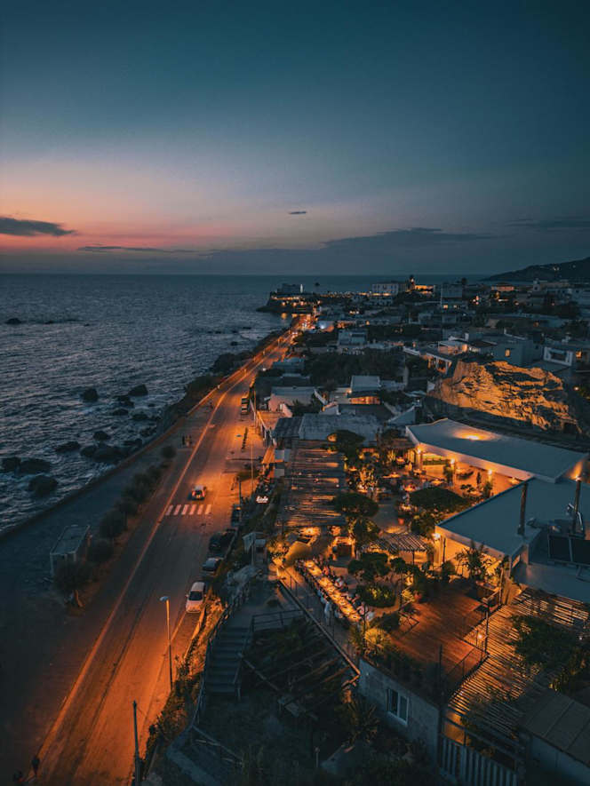 Lisola Restaurant - 5