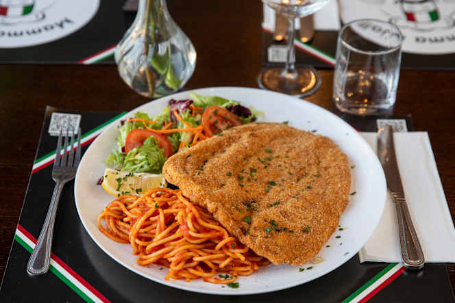 Mamma Mia Italian Restaurant - 4