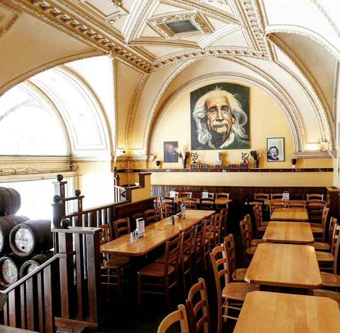 Einstein - Das geniale Lokal - 5