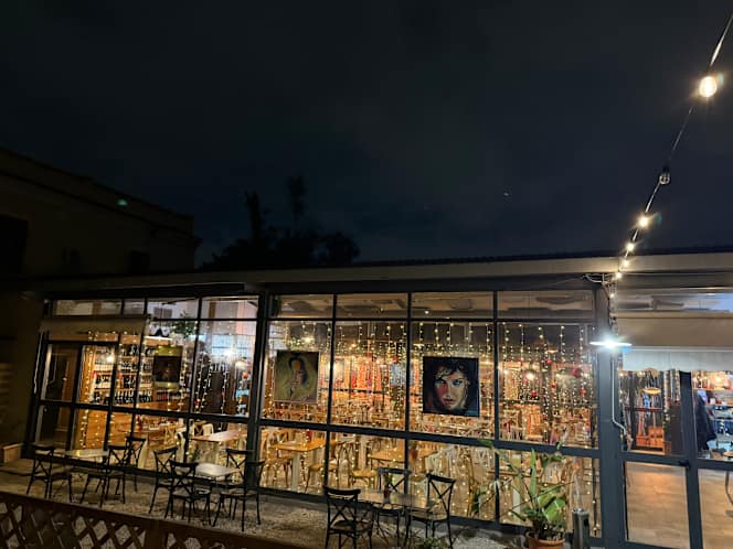 Voia Art Gallery - 1