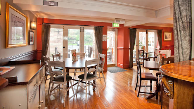 Queens Head Frodsham - 2
