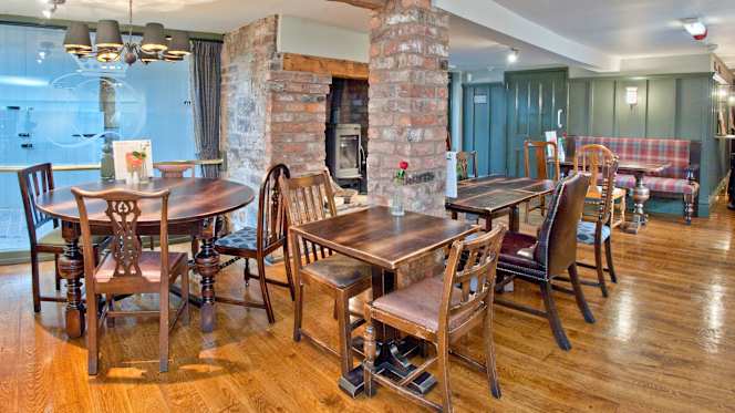 Queens Head Frodsham - 2