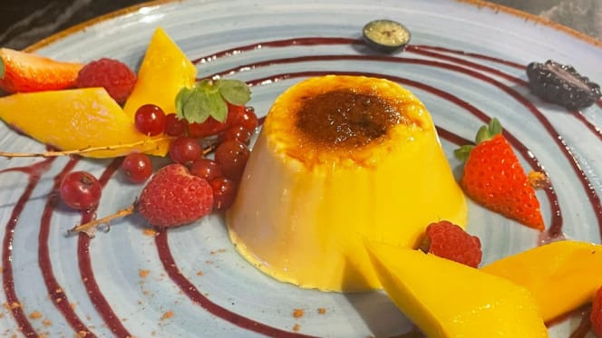 Mia Bar & Bistro - 3