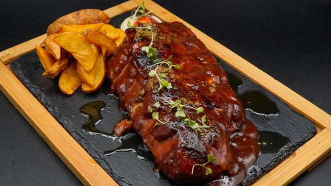 Mia Bar & Bistro - 6