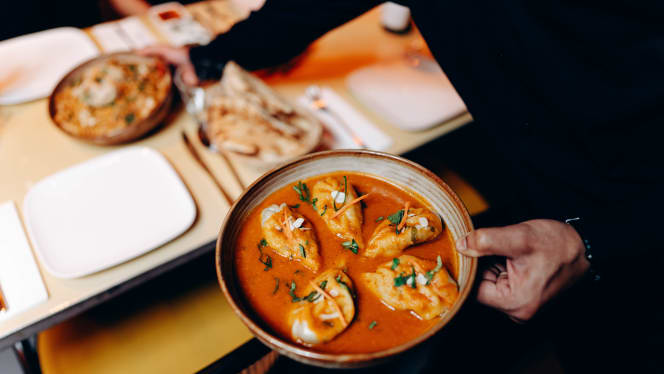 Sherpa – Nepali, Tibetan & Indian Restaurant - 6