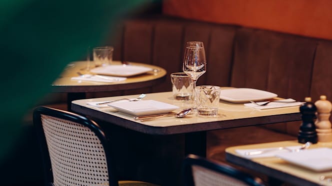 Sherpa – Nepali, Tibetan & Indian Restaurant - 1