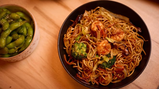 Asian Noodles & Sushi - 3