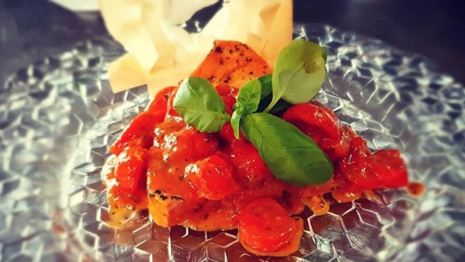 Mantic Restaurant - 5