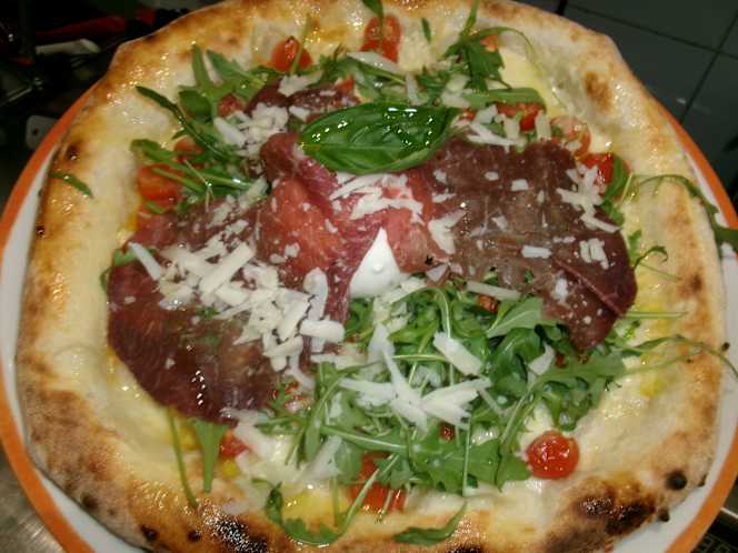 Vicino Cucina Italiana Pizzeria - 1