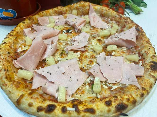 Danphe Restaurant & Grill Bar - 8