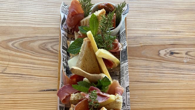 Orangea Bistro - 8