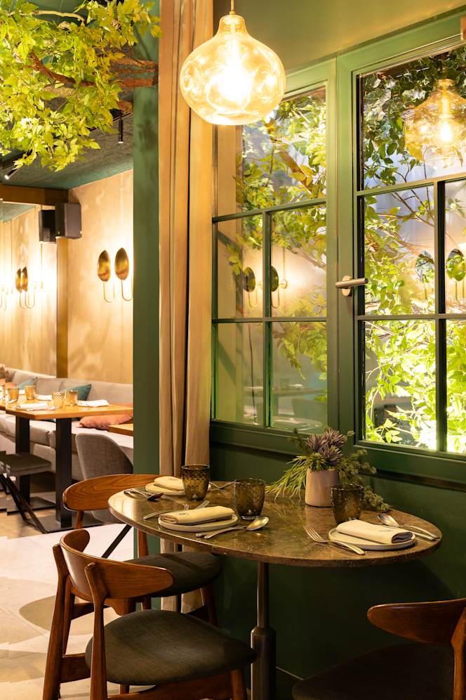 Macambo Restaurant - 1