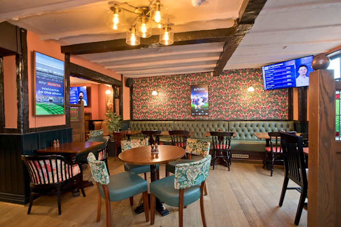 Minster Tavern Ely - 4