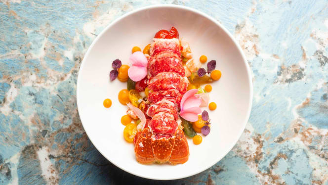 Marea Seafood & Beverage - 8