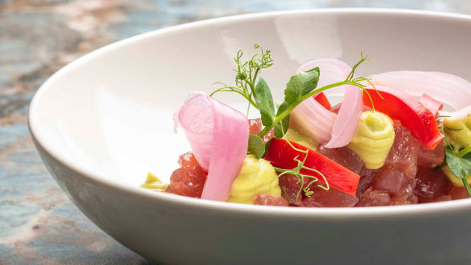 Marea Seafood & Beverage - 2