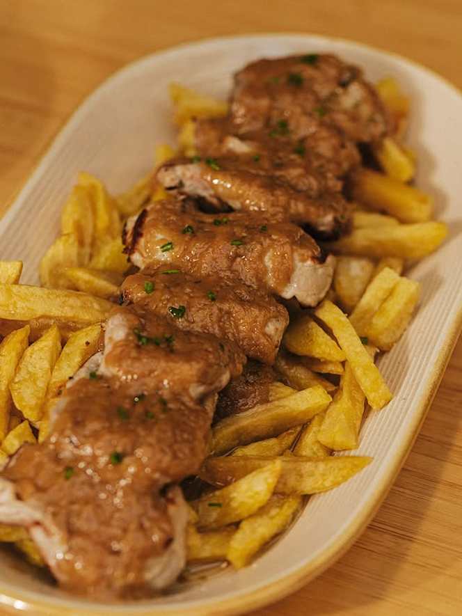 Bocagrill and house - 6