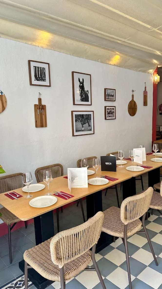 Bocagrill and house - 3