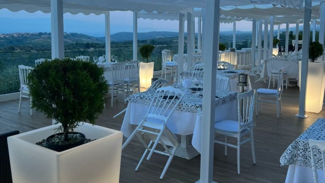 Bellavista Restaurant - 1
