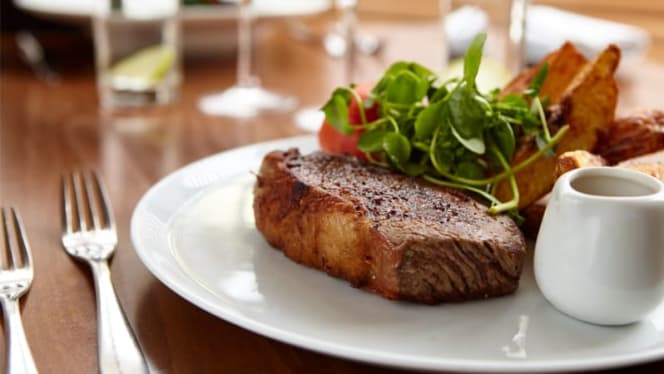 Maxine's Restaurant at Bannatyne Health Club and Spa - 3