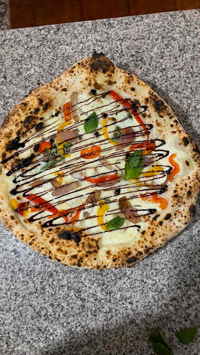 Gradi Pizzería Napoletana - 2