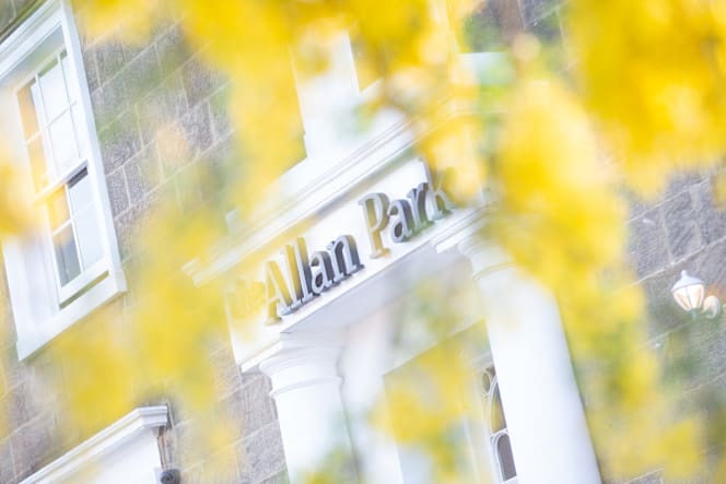 The Allan Park Pub & Restaurant - 3