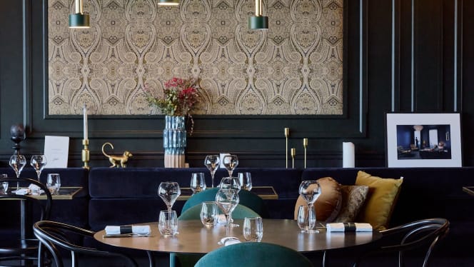 La table cachée par Michel Roth - BHV Marais - 1