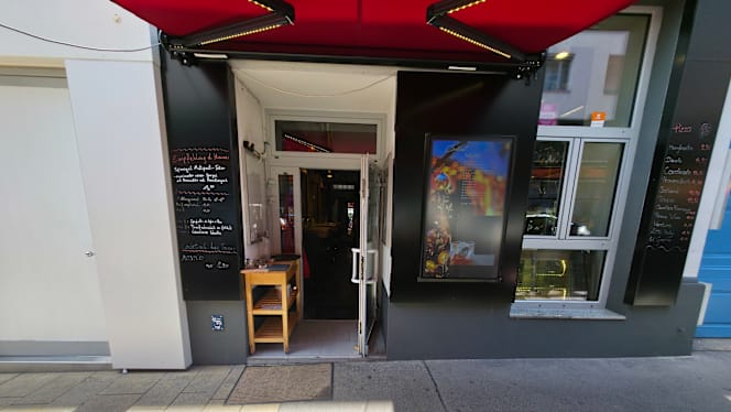Urban Bistro - 0