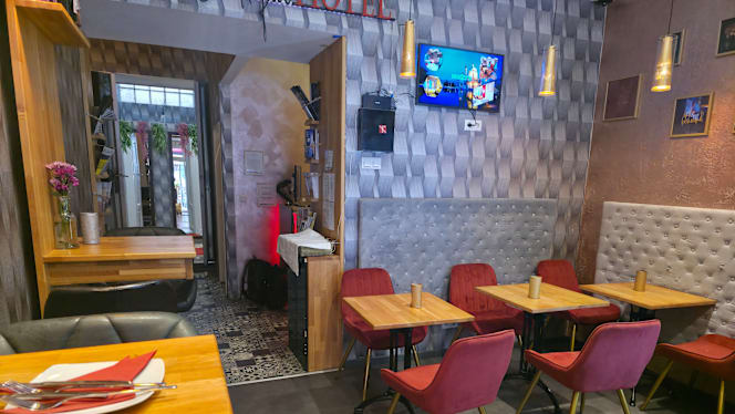 Urban Bistro - 7