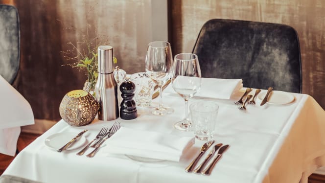 à Table - 2