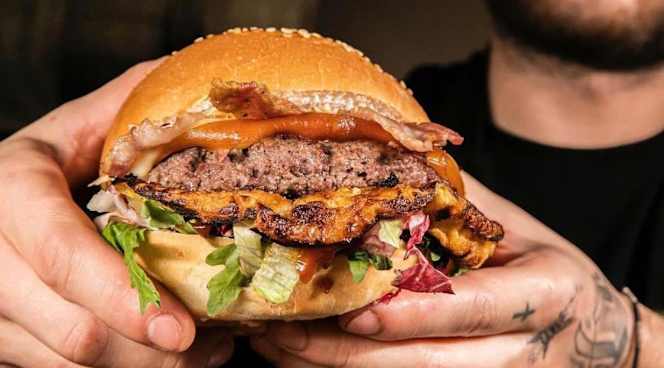 Galleon.Pub Cinema - 1