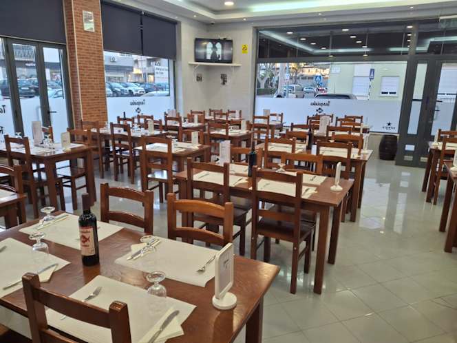 Tasquinha dos Ramos II - Corroios - 1