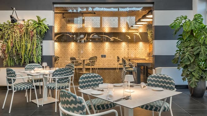 Mirage Beach Club & Restaurant - 6