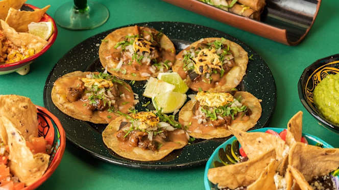 La Mafia Mexicana Clínic - 1