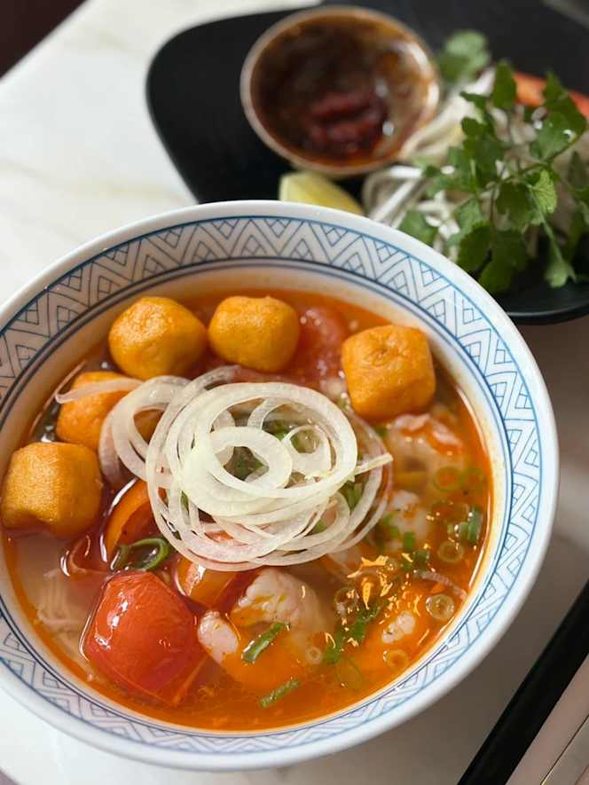 Bun Bo Restaurant - 6