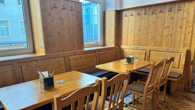 Gasthaus Zur Ananas - 4