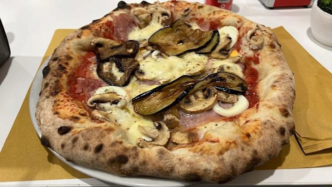 Coco's Pizza - 4